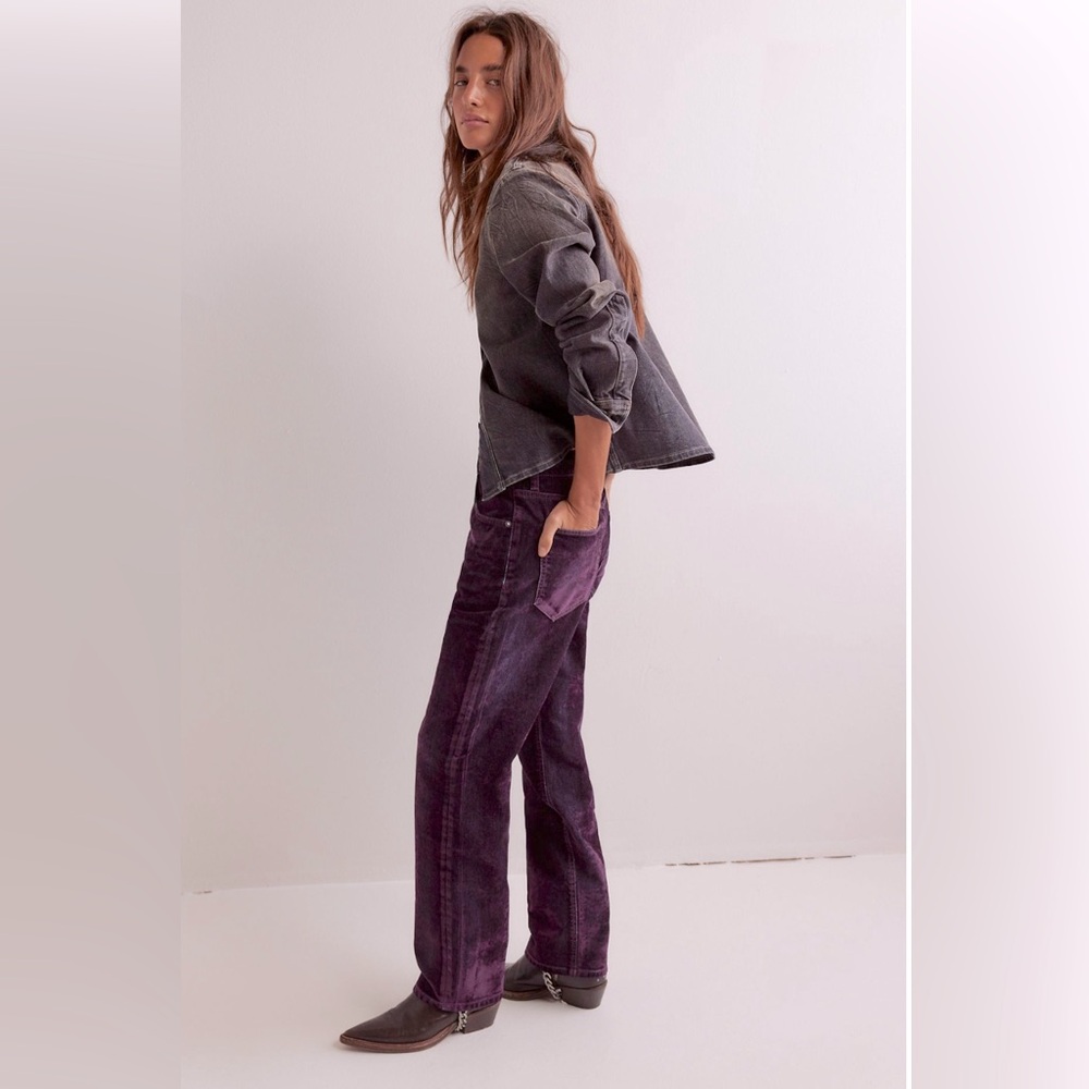NWT We The Free First Class Relaxed
Flock Jeans! - Picture 4 of 6